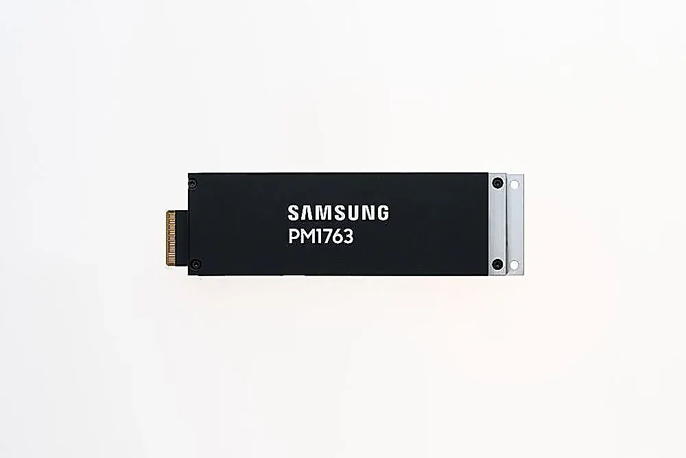 Samsung готовит 16ТБ SSD с рекордной скоростью, но простых смертных к нему не подпустят