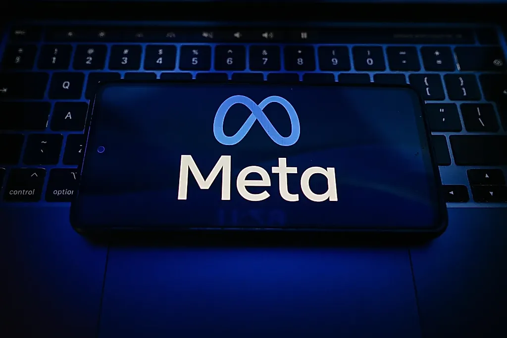 Meta обвиняют в использовании искусственного интеллекта для увольнений