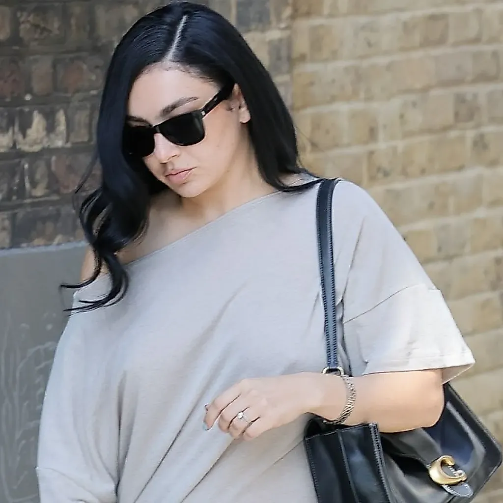 Charli xcx Can't Stop Styling This Supersized Coach Tabby Bag With Indie-Sleaze Looks