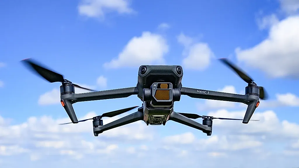 FCC запрещает продажи дронов DJI под чужими брендами