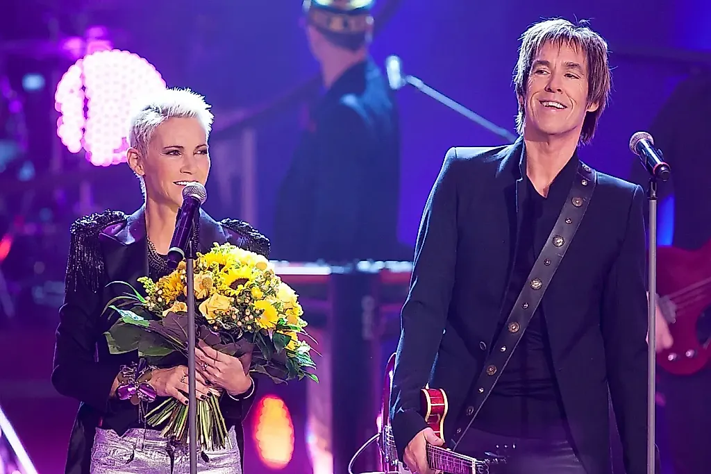 Roxette – миллиард YouTube для 'It Must Have Been Love'