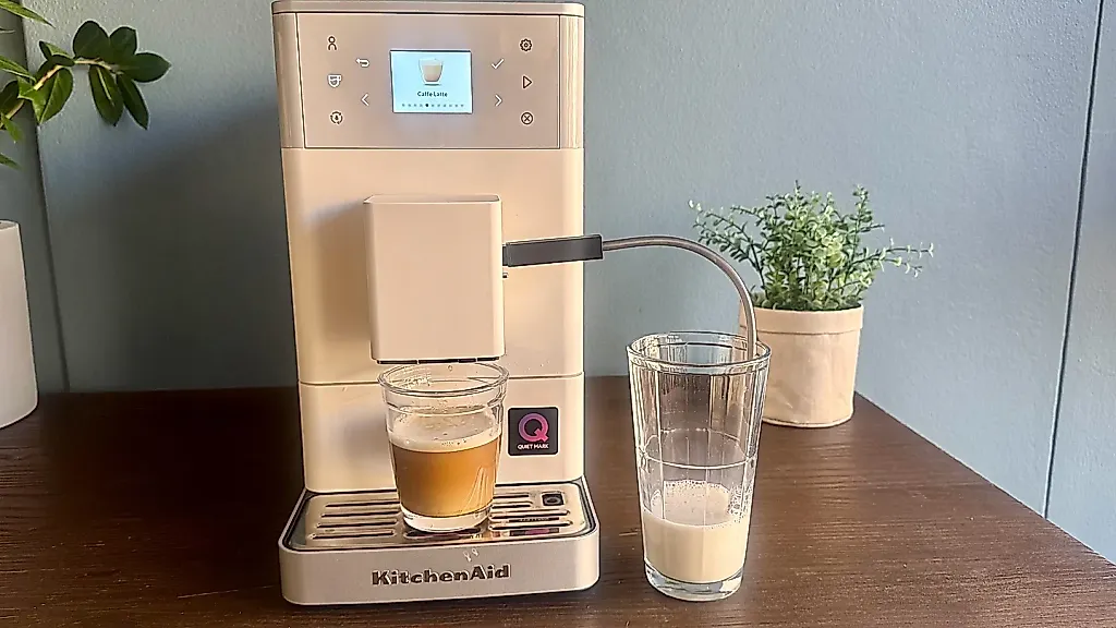 KitchenAid KF3: автоматический эспрессо для малогабаритных кухонь