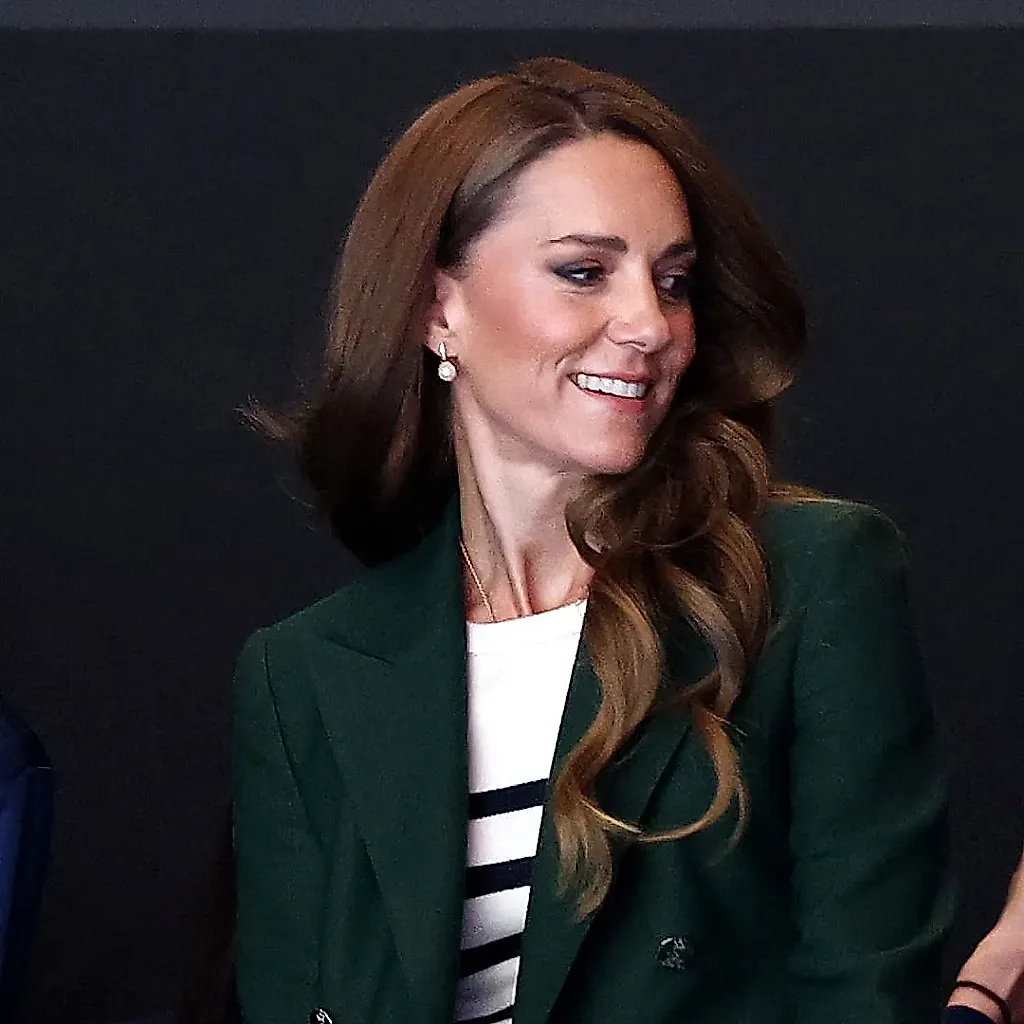 Принцесса Кейт сочетает классику французского стиля с новым блейзером Ralph Lauren на Играх Содружества 2026 года
