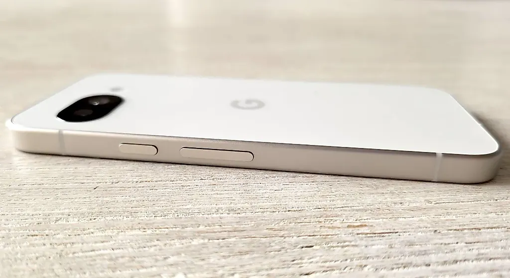 Google Pixel 9a: Новый стандарт или очередной обман?