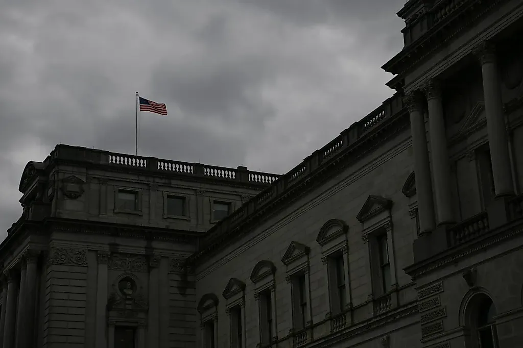 Увольнение или завоевание: Трамп против авторских прав