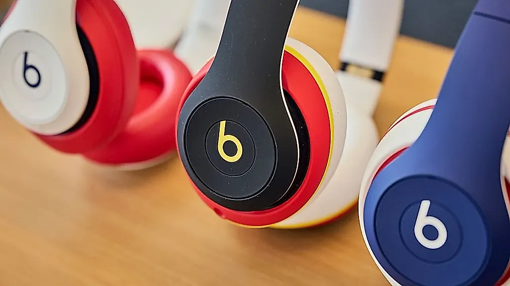 Beats новинка: наушники и загадки