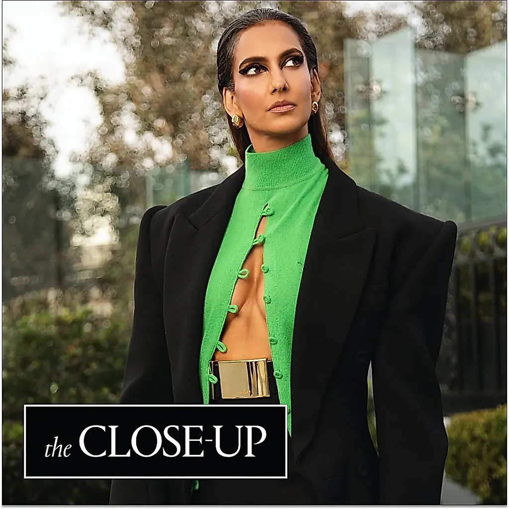 Poorna Jagannathan выходит на новый уровень: Mugler, массивные плечи и немножко о зелёном