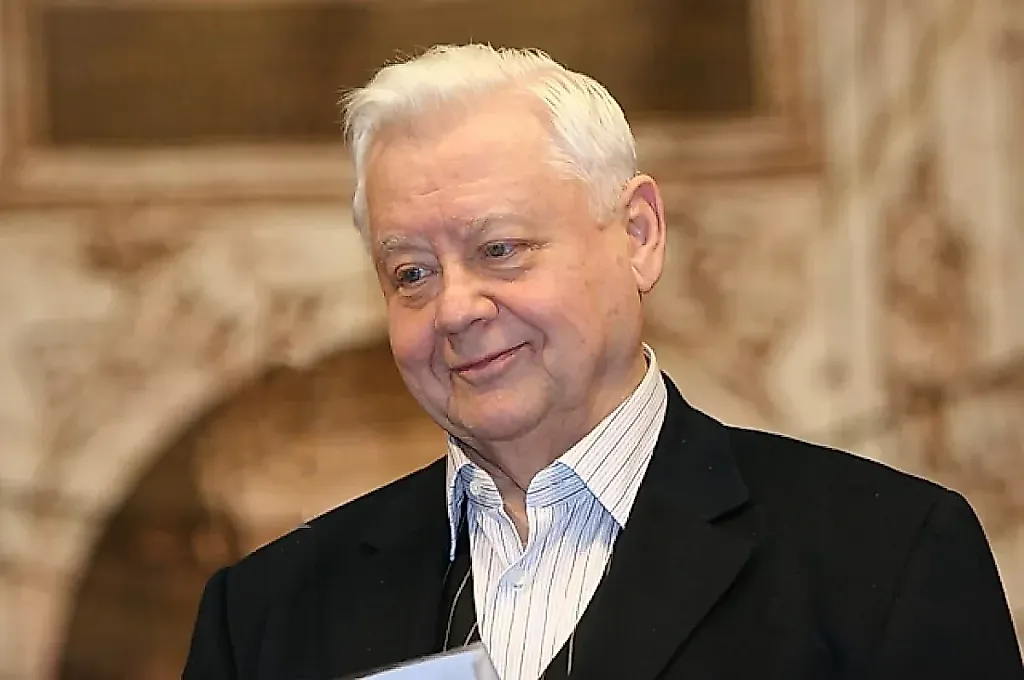 Обиды на миллионы: Жизнь и сплетни вокруг Олега Табакова