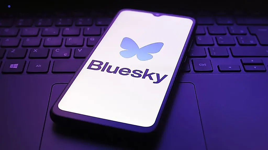 Bluesky признал DDoS-атаку причиной сбоя