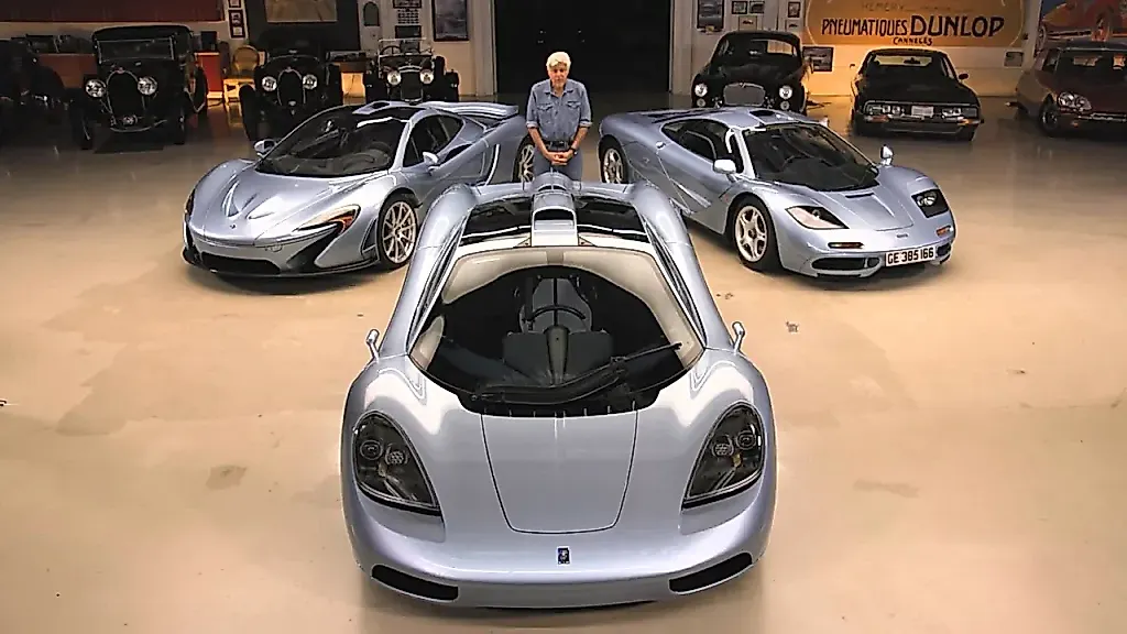 Джей Лено сел в середину гиперкара GMA T.50 — и сравнил его с McLaren F1 и P1