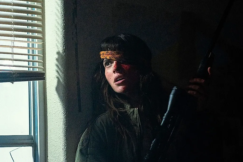 «Onslaught»: мясо, VHS и мама с бензопилой