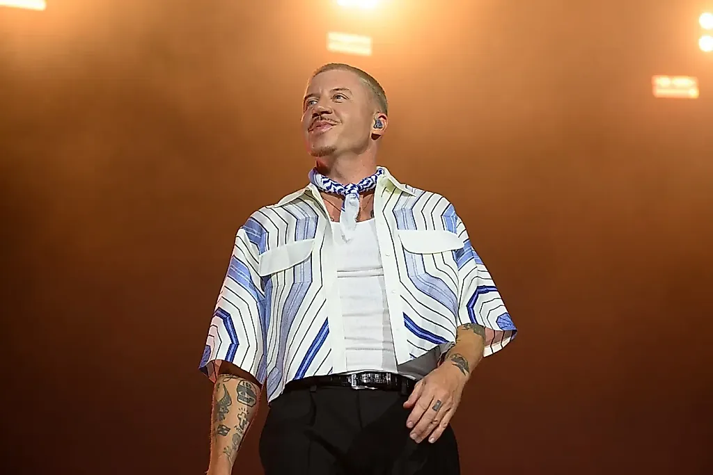 Macklemore против тишины: после «Free Palestine» его хотят снять с тура Эда Ширана