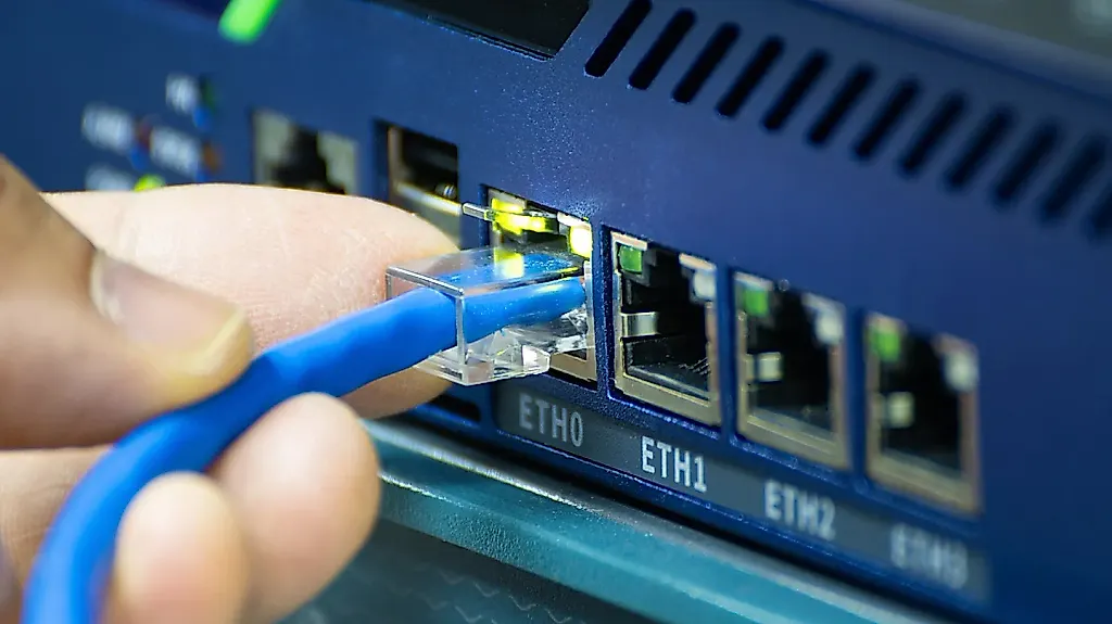 Ethernet-разветвитель или коммутатор: что выбрать для сети