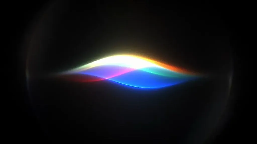 Siri спрятала сложность ИИ — и этим победила Gemini