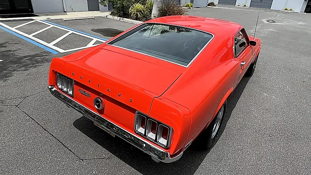 Boss 429: великий Mustang с характером неудачника