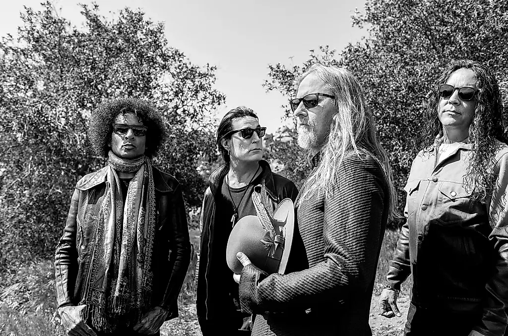 Шон Кинни из Alice in Chains об обновлении здоровья: "Я буду жить!"