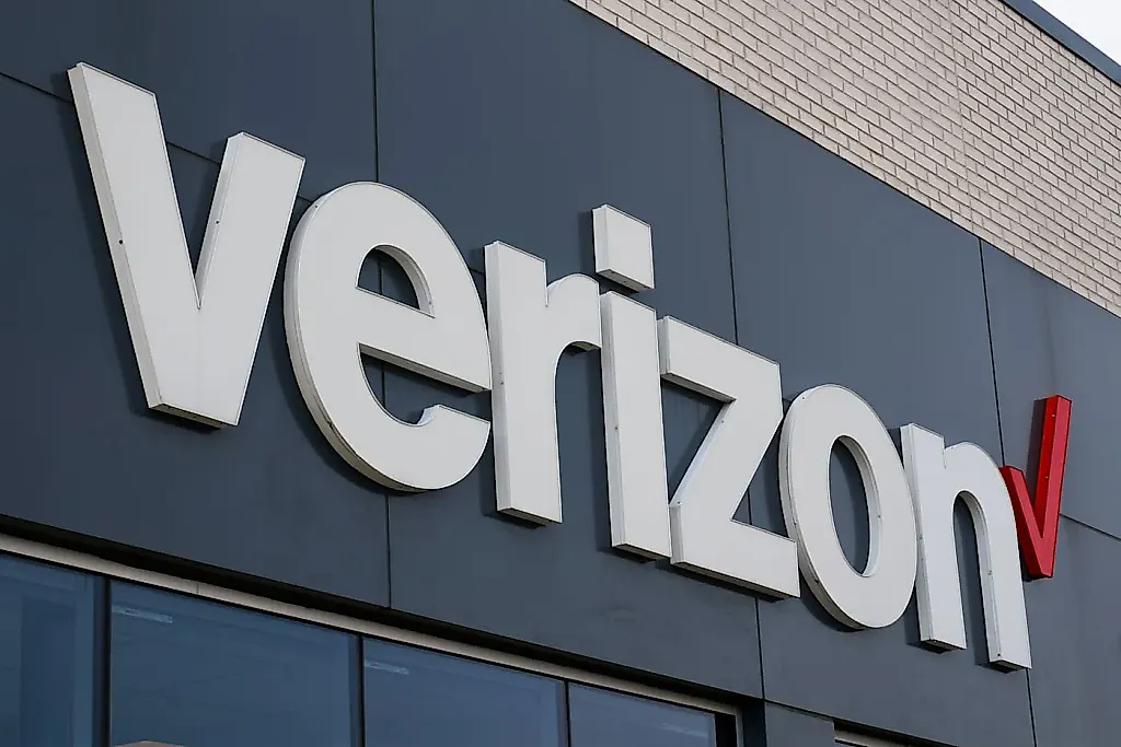 Verizon поглощает Frontier за 20 миллиардов долларов и другие забавные моменты