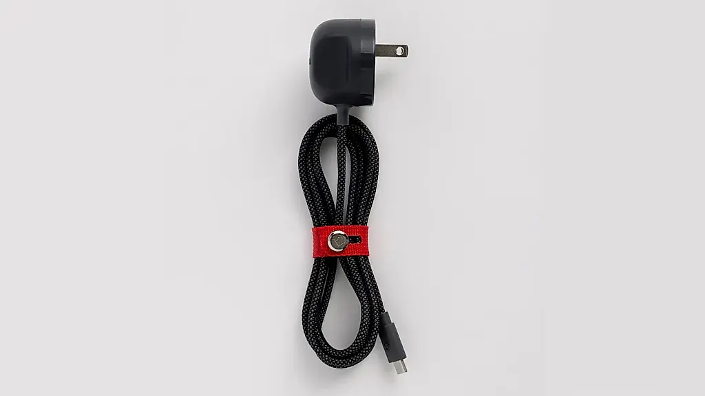 Гениальность простоты: новый USB-C зарядный кабель от Twelve South