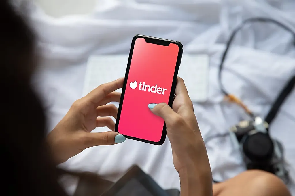 Tinder идет по наклонной: теперь с ростом!