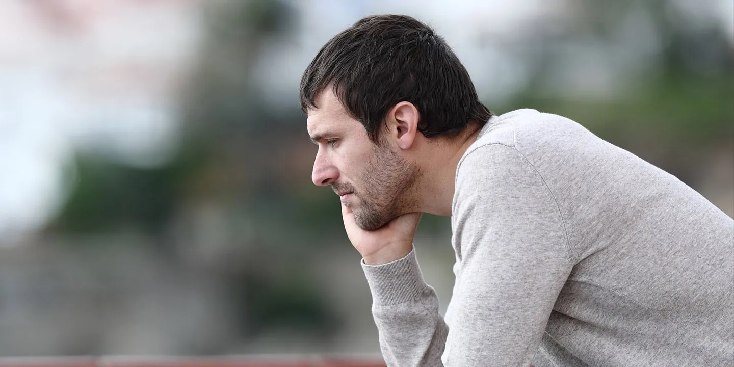 Искусство самодеструкции: почему тревожные люди по-прежнему недооценивали себя?