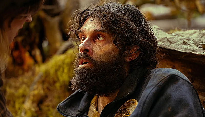 Стивен Крюгер называет третий сезон 'Желтых жилетов' 'умопомрачительным' и подтверждает, что Бен сжег домик