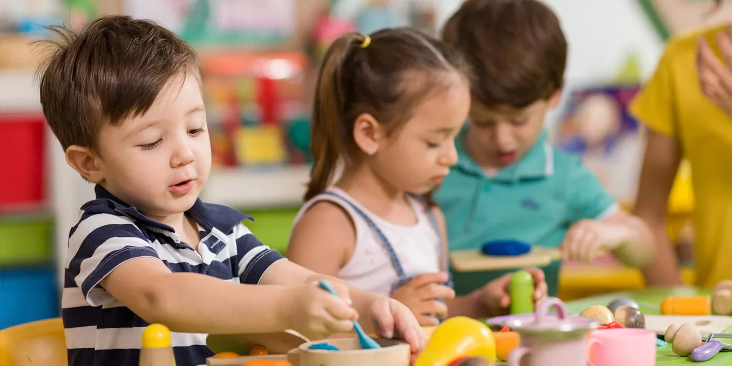 Нравственное самосознание в детском саду предсказывает социальные навыки в школе