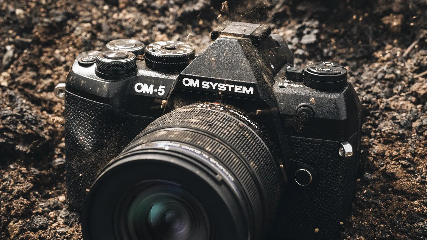 Песнь лебедя Micro Four Thirds: OM System снова удивляет разочарованиями