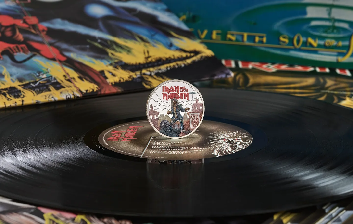 Королевский монетный двор Великобритании посвятил монету Iron Maiden