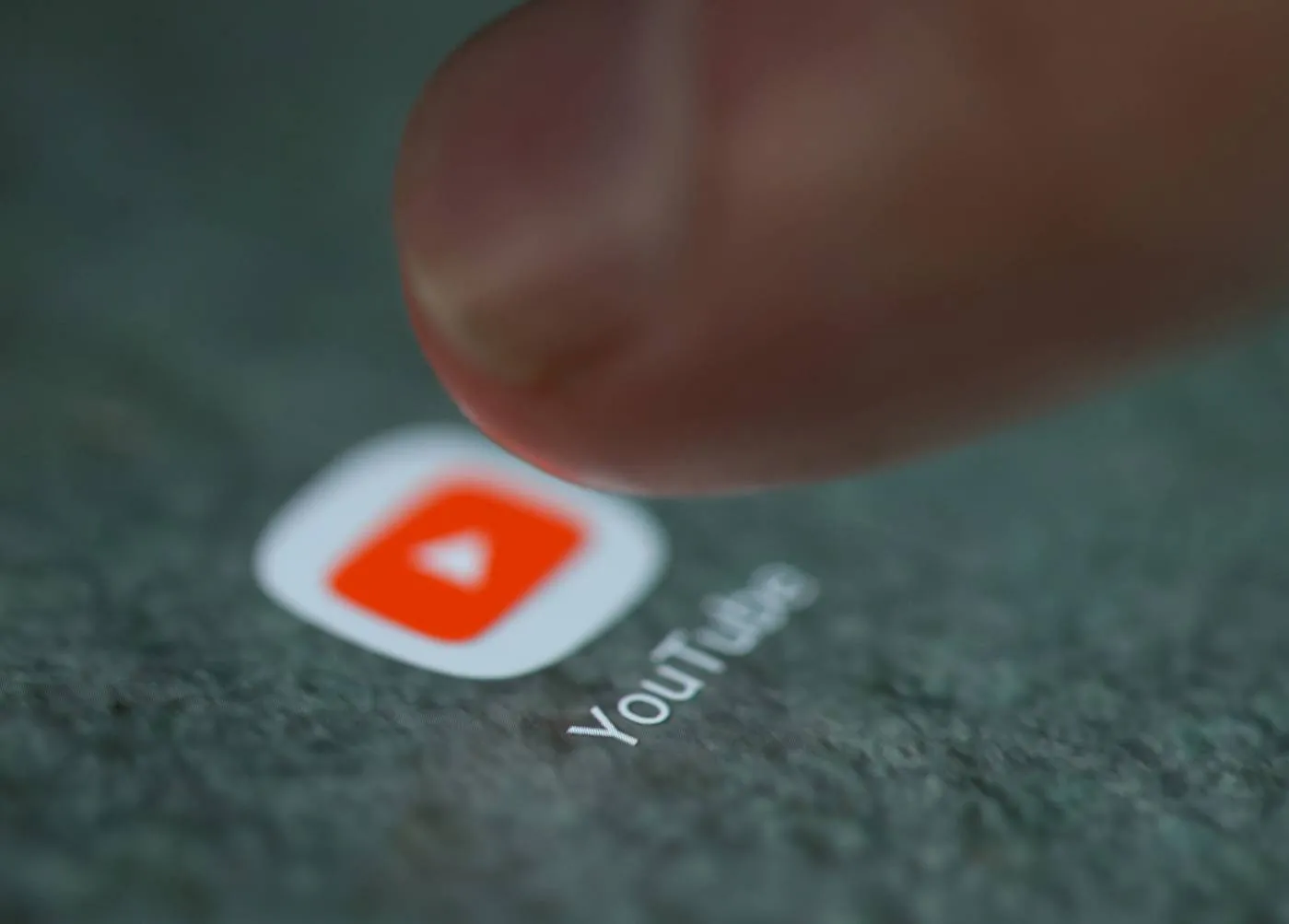 YouTube разъяснил политику о «неаутентичном контенте»: реакционные видео не под угрозой
