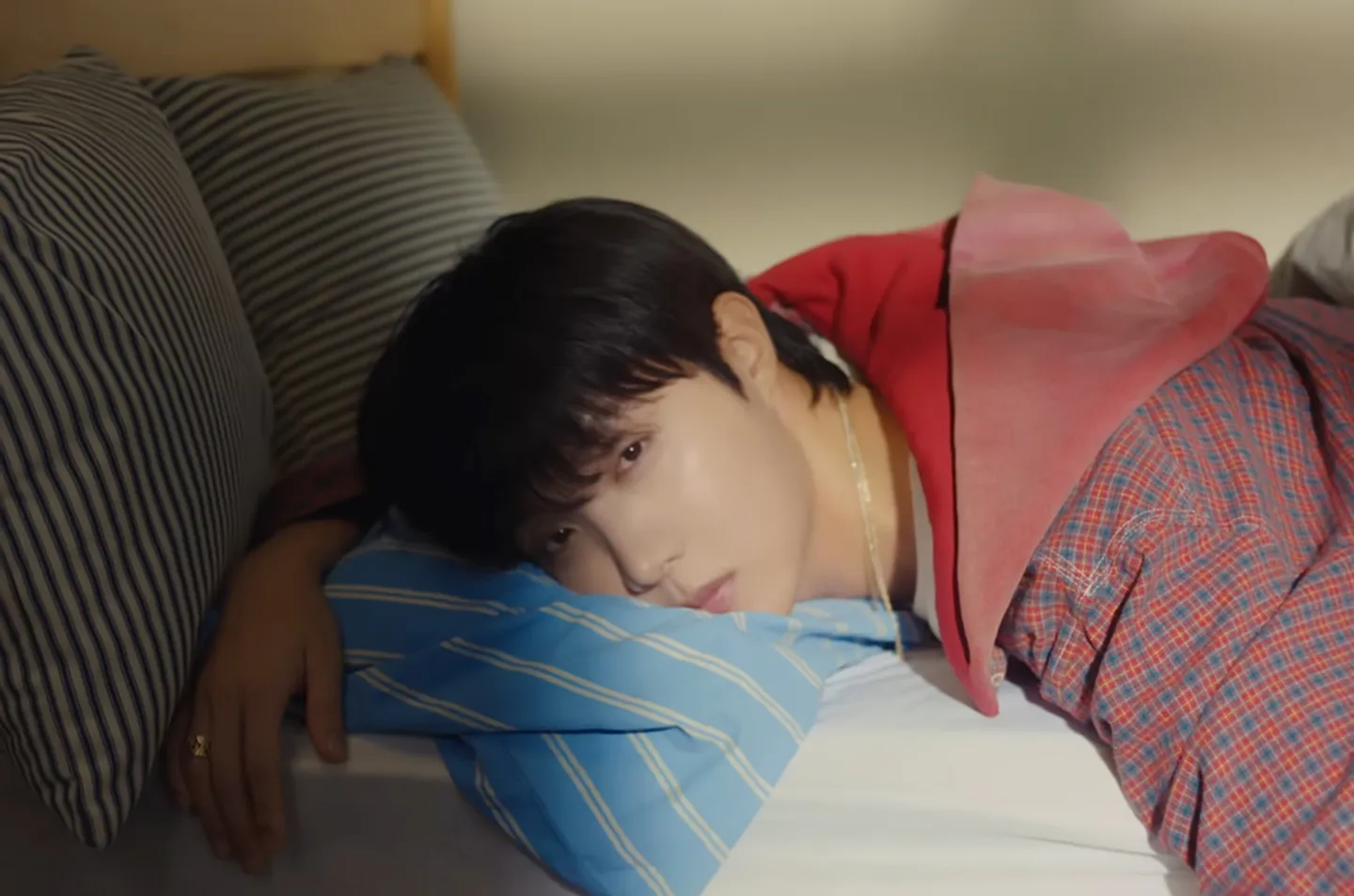 j-hope и его сладкие мечты: как заработать 77% на фоне забавной конкуренции