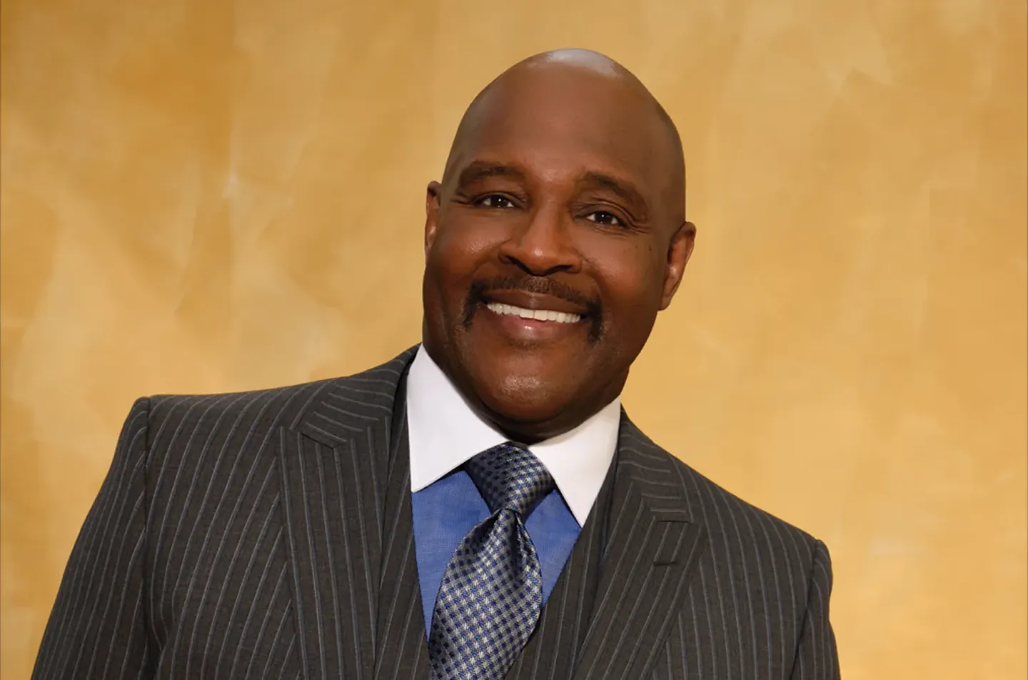 Марвин Уайнэнс завоевал топ-госпел чарты с песней «Forgiveness»