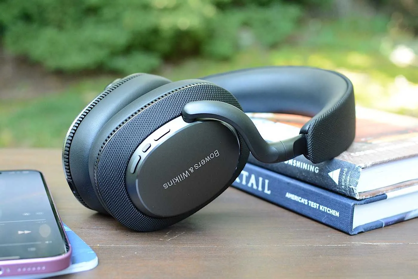 Bowers & Wilkins Px7 S3: звук выше цены?