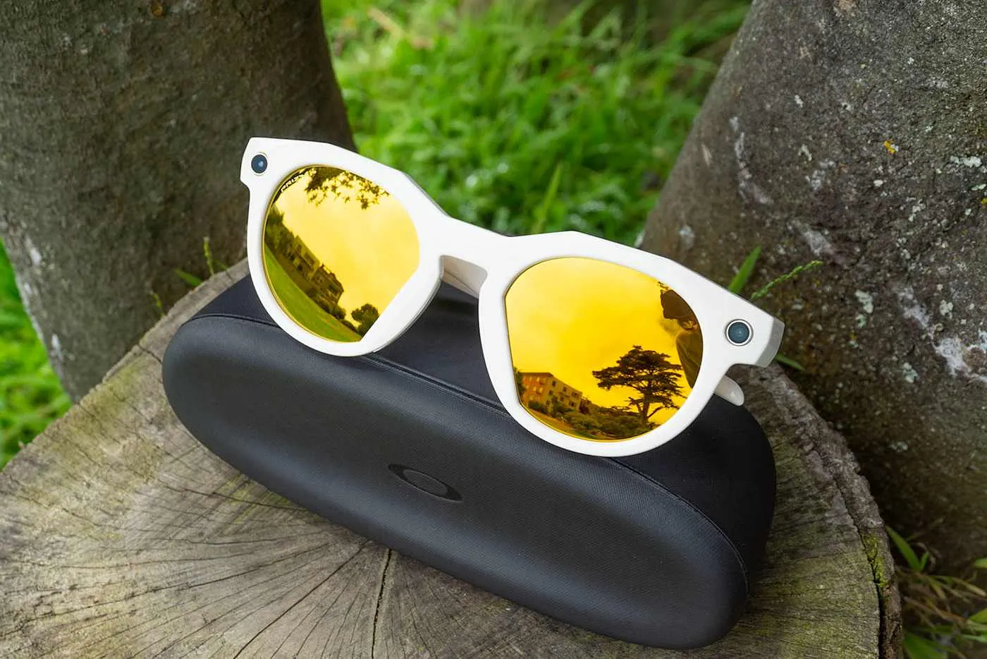 Обзор умных очков Oakley Meta: старые трюки, новые понты?