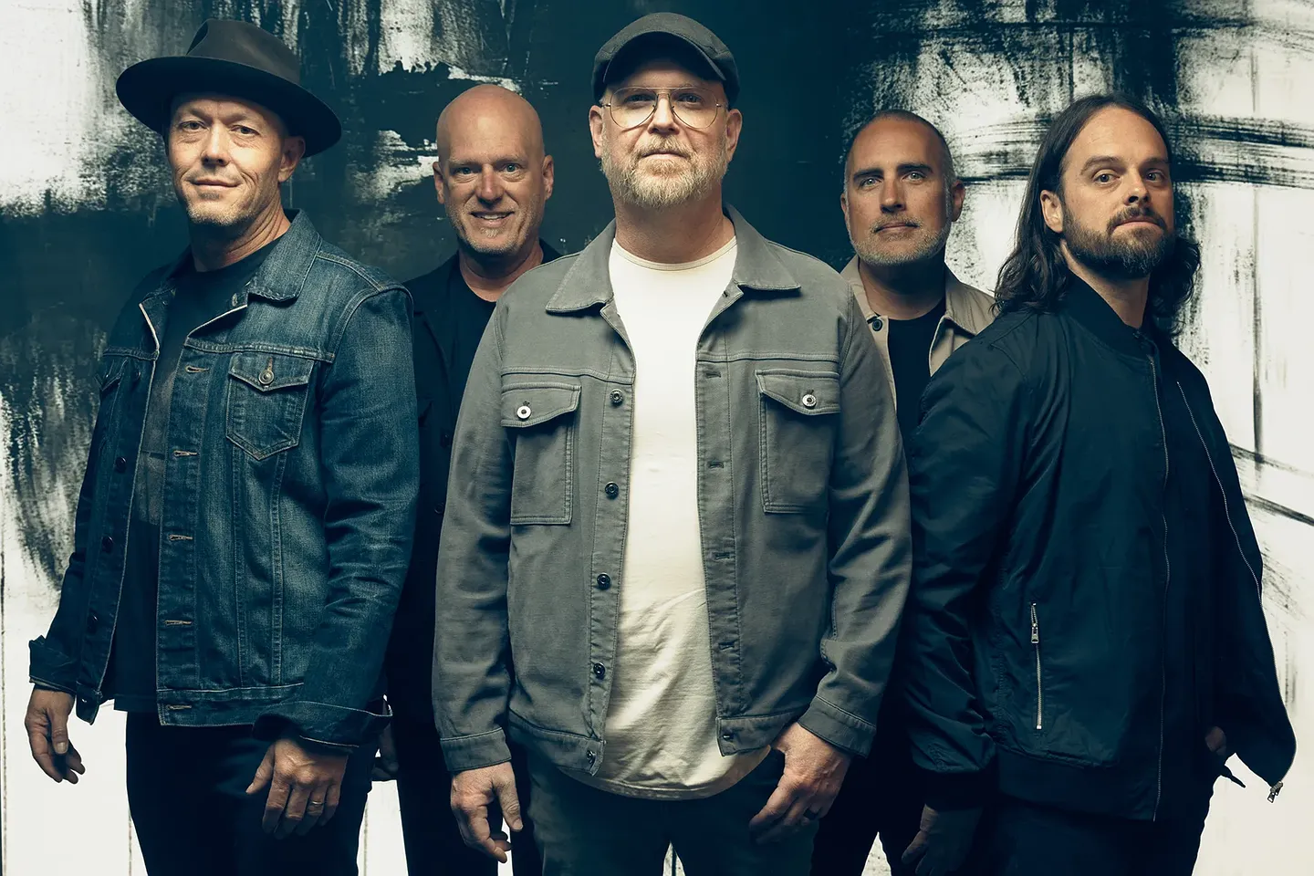 MercyMe обновляет рекорд с 21-м хитом в чарте Christian AC Airplay