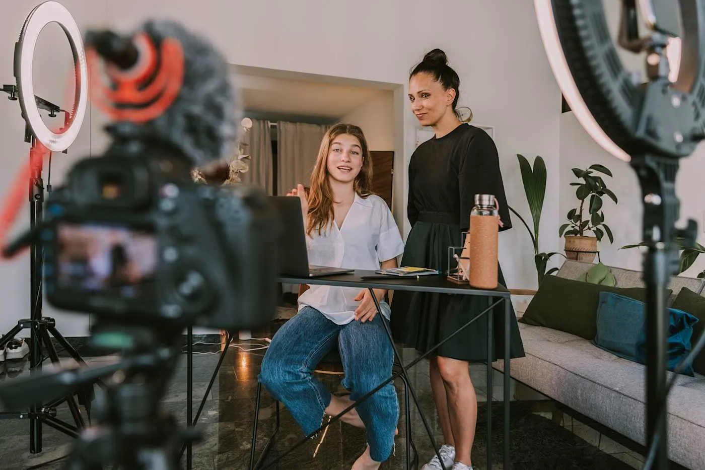 YouTube тестирует коллаборации а-ля Instagram