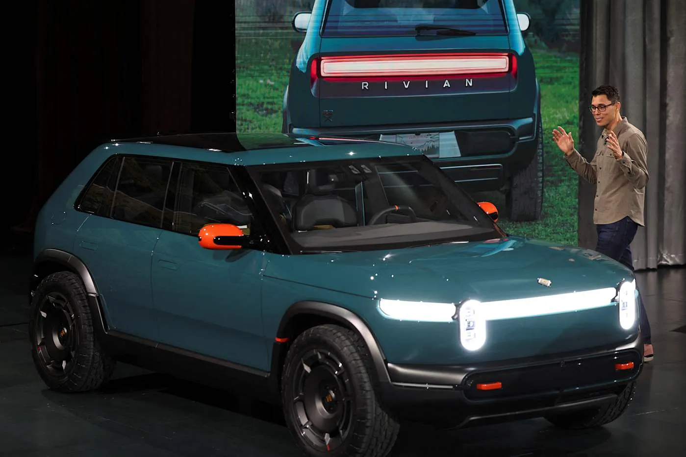 Rivian подает в суд на DMV Огайо из-за запрета прямых продаж автомобилей