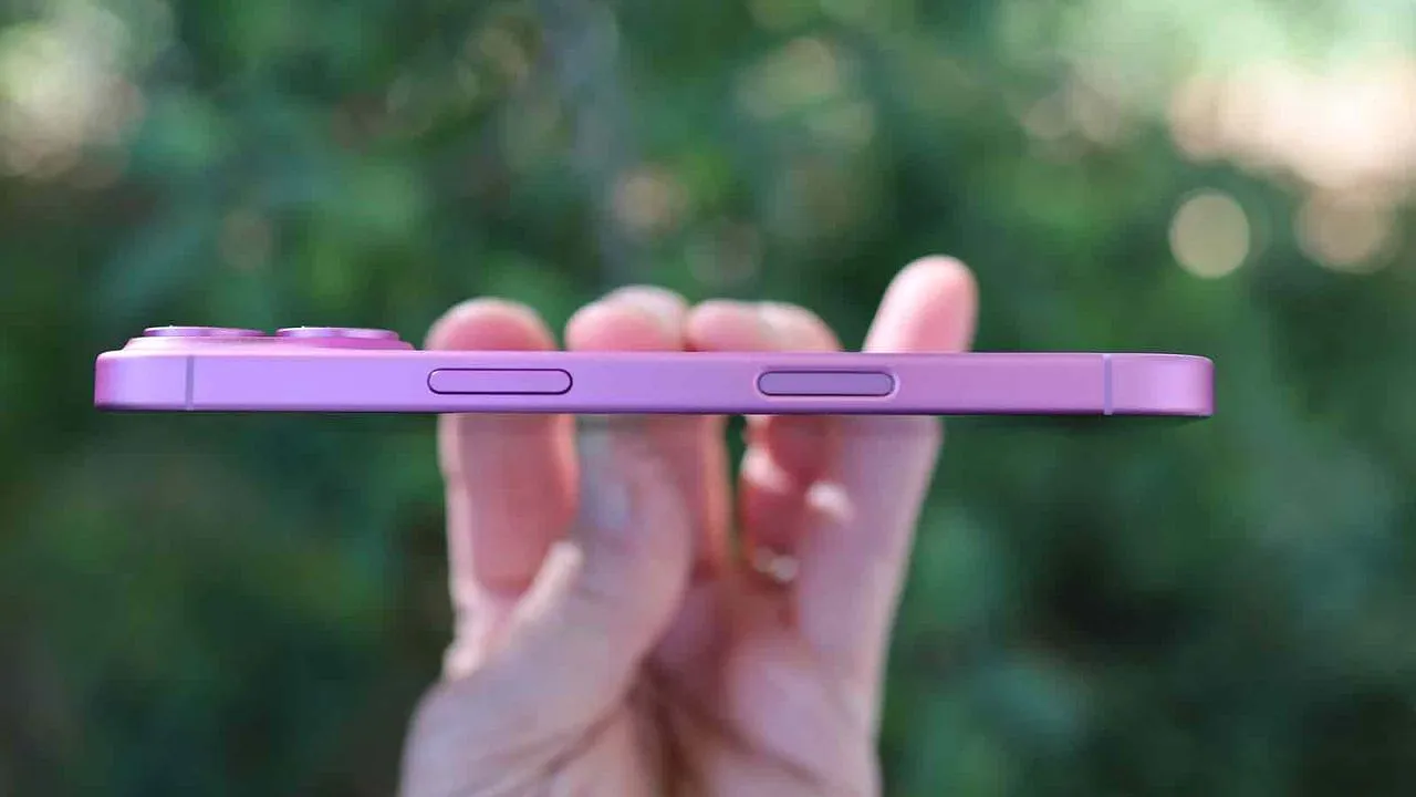 Утечка о новом iPhone 17 Air: ещё тоньше, но батарея под вопросом