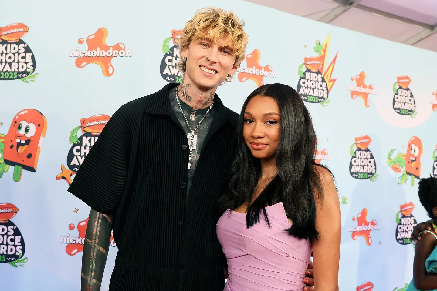 MGK подарил легенду дочери — и не Lamborghini