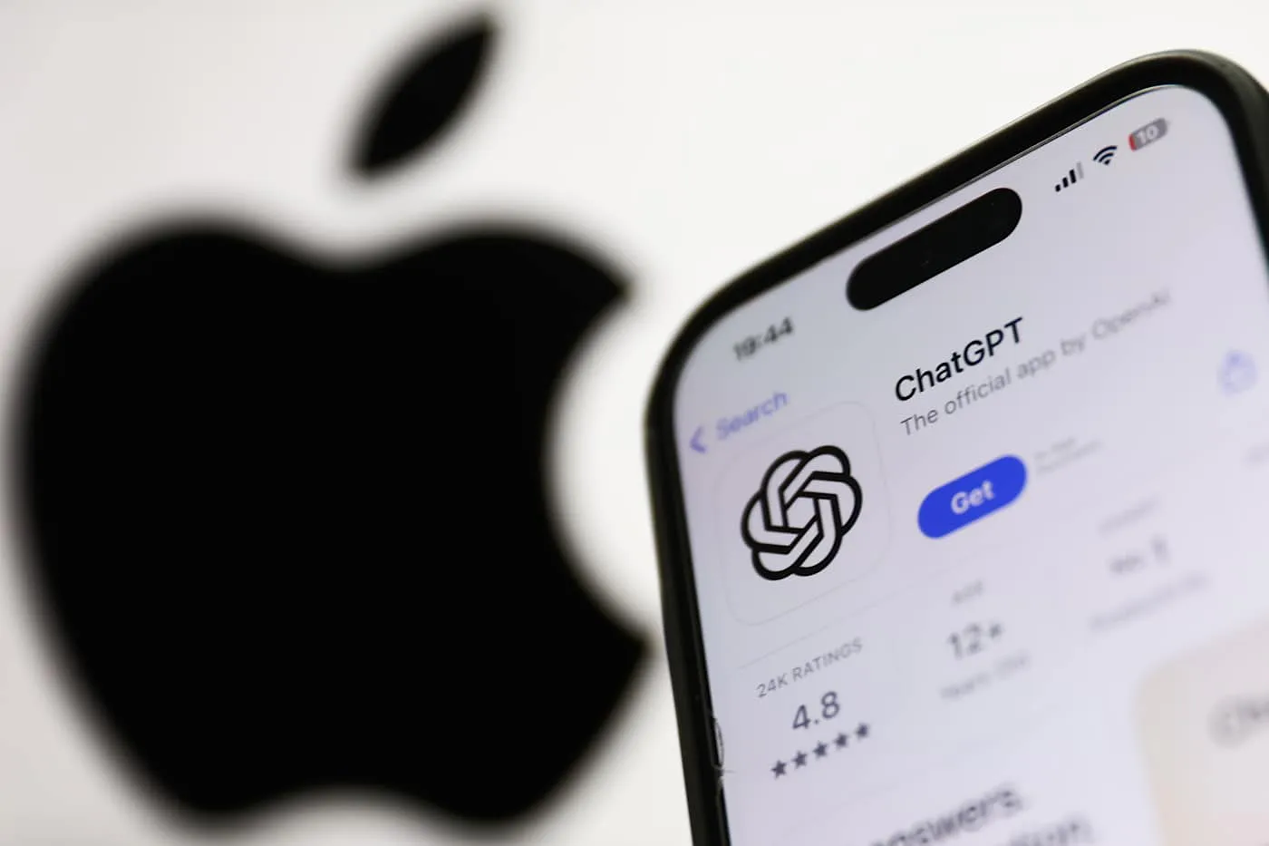Apple отвечает на обвинения Маска в предвзятости к OpenAI