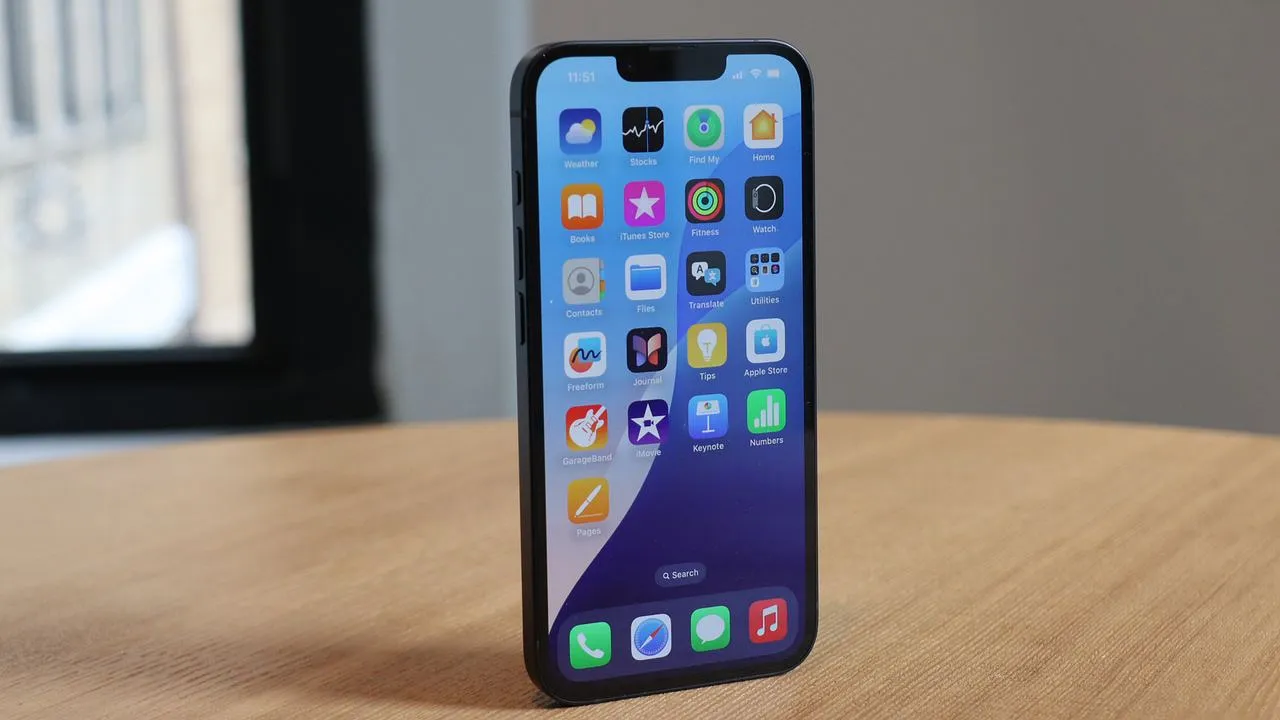 Три ожидаемых апгрейда у iPhone 17e