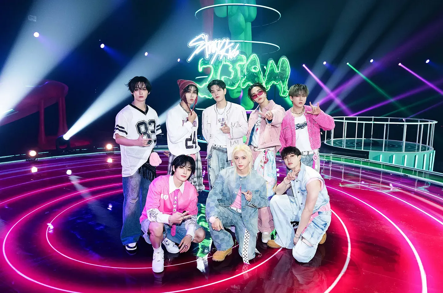 K-Pop попадает под американский замес: кто возглавит Billboard 200?
