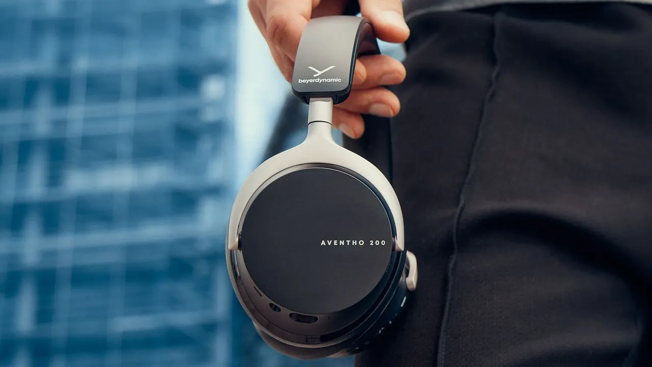 Beyerdynamic выпускает новые наушники: Aventho 200, Amiron 200 и Amiron Zero