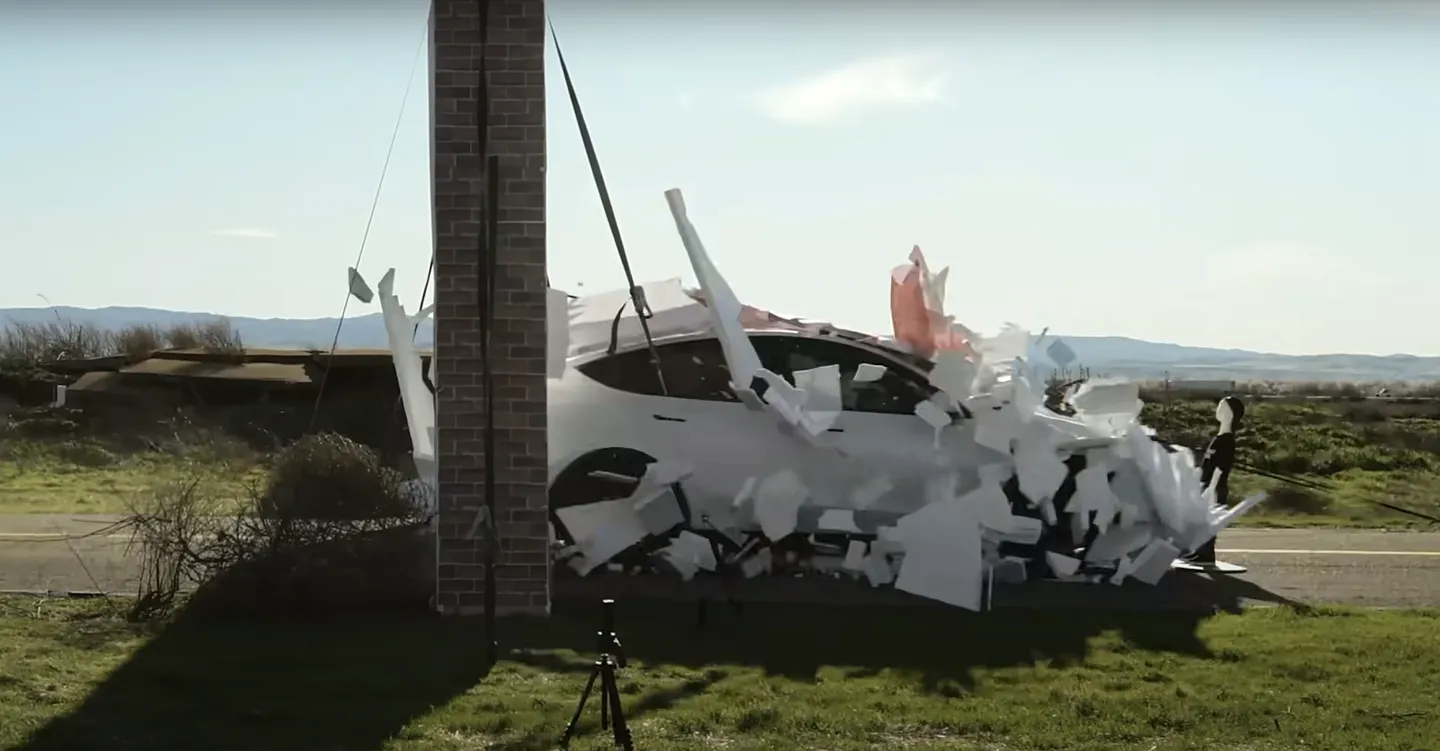 Тест автопилота Tesla обернулся фиаско