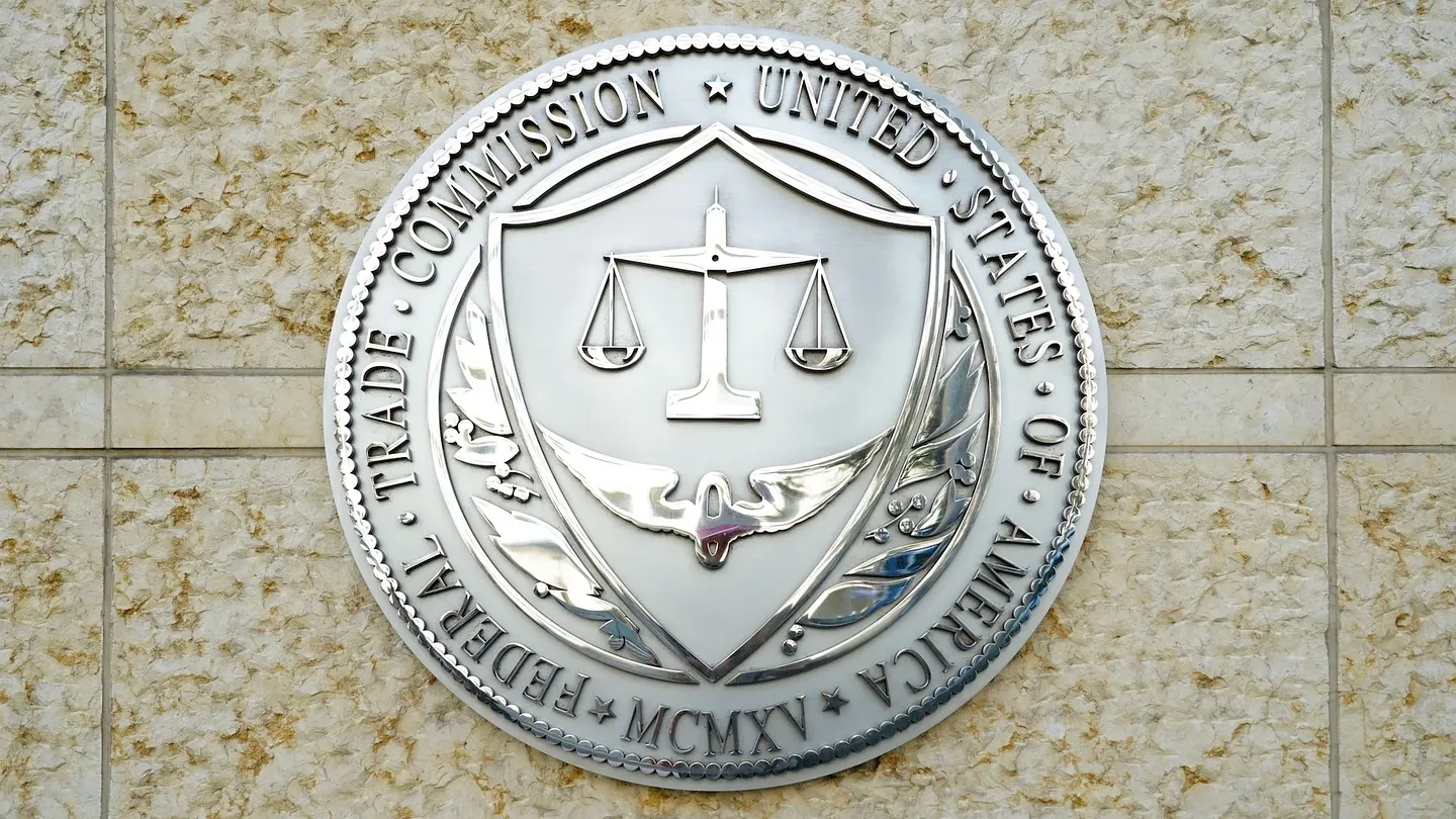 FTC изучает угрозы нейросетей детям: под колпаком OpenAI, Meta и другие
