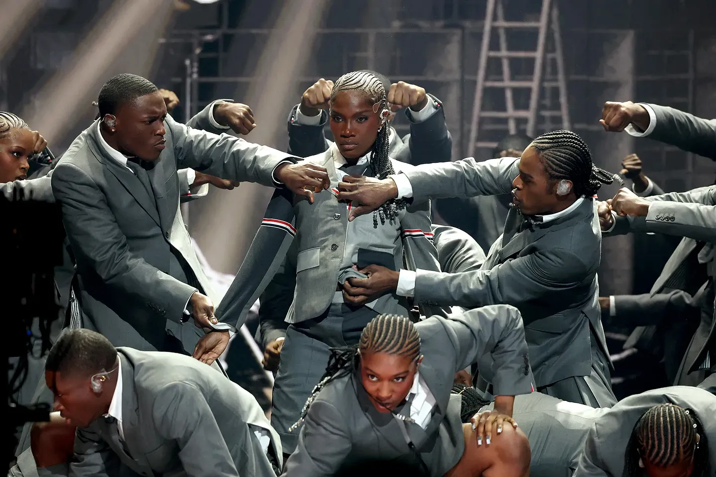 Грэмми взяли реванш на Эмми: как шоу музыкантов опередило всех