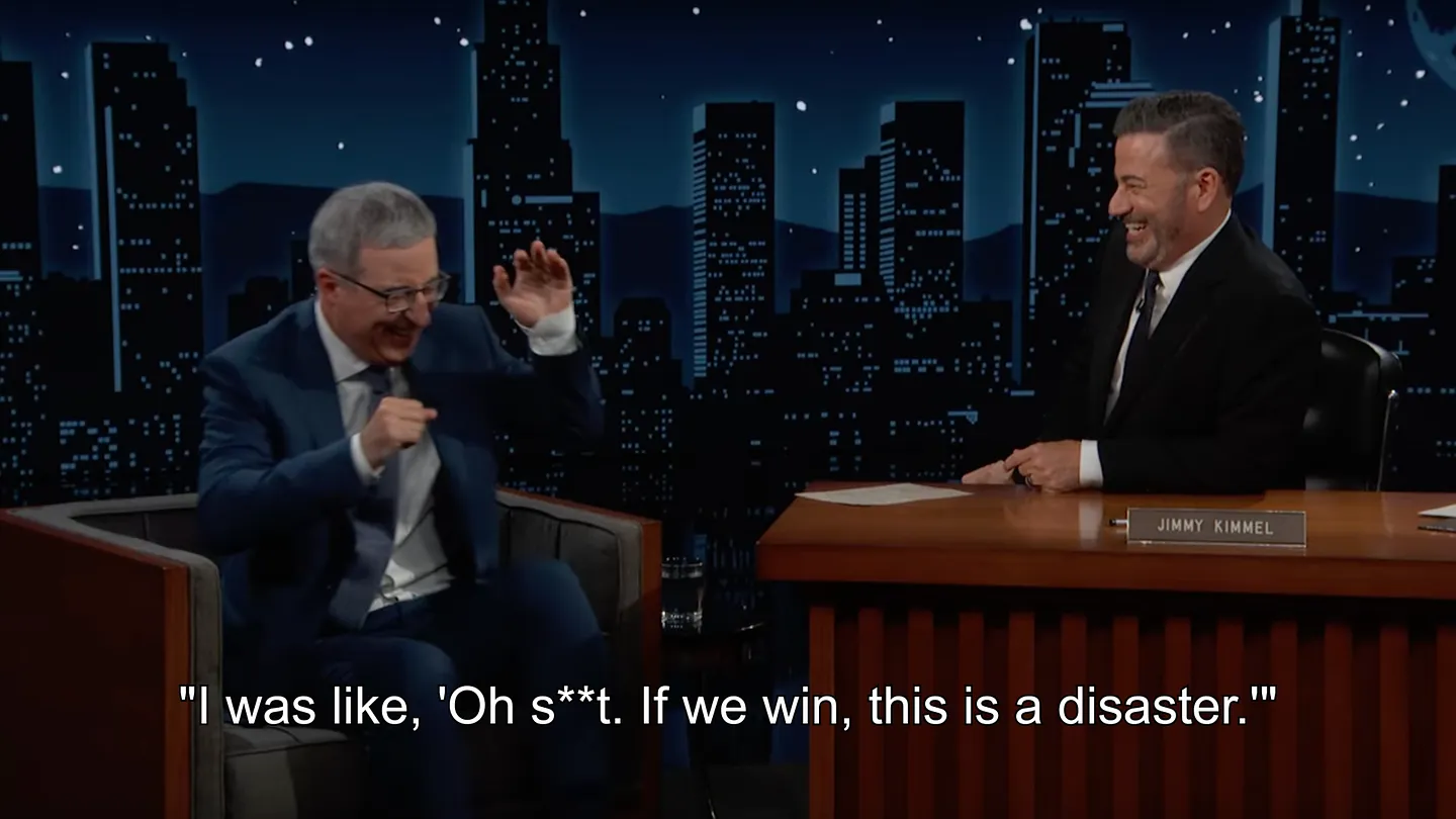 John Oliver издевается над победой Colbert на Эмми