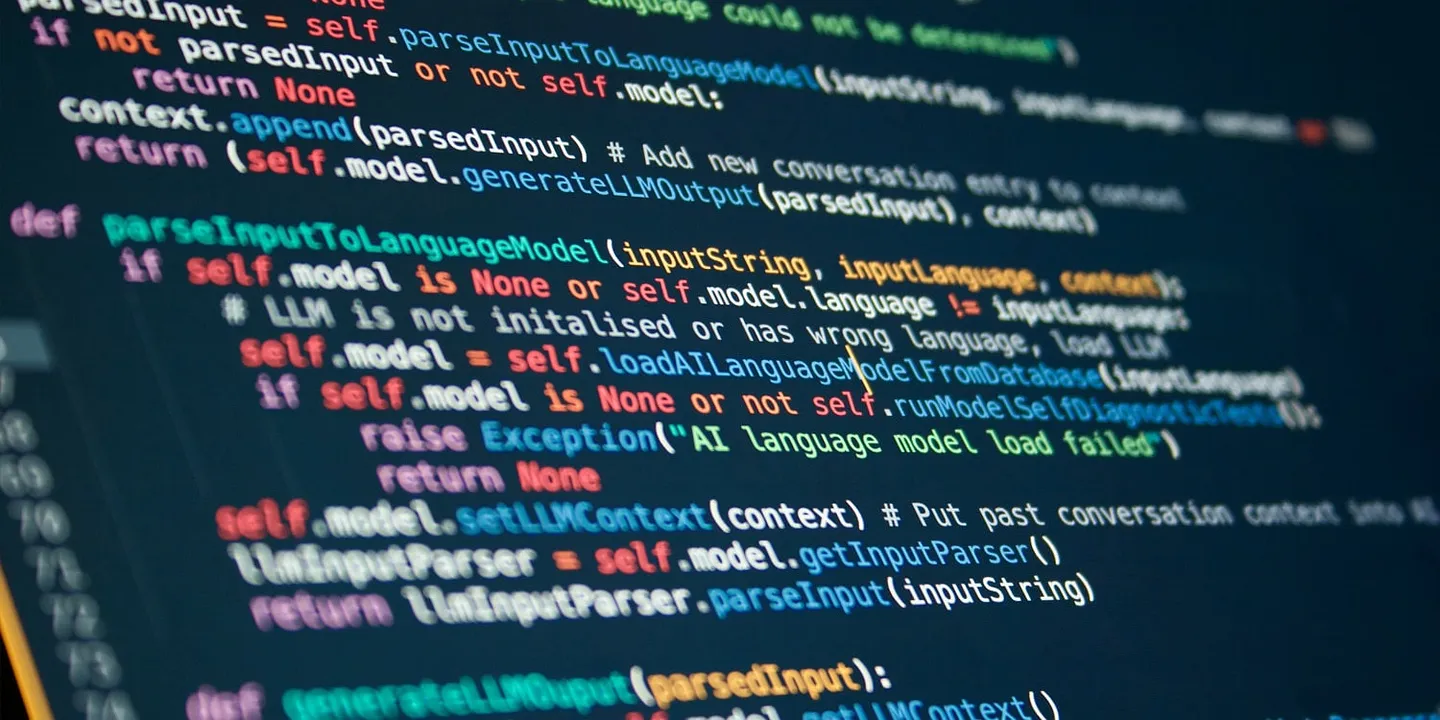 Частое использование чат-ботов ИИ связано с низкими оценками студентов-программистов