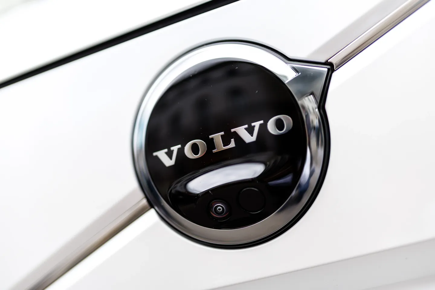 Следующая волна гибридов Volvo: ставка на американский EREV