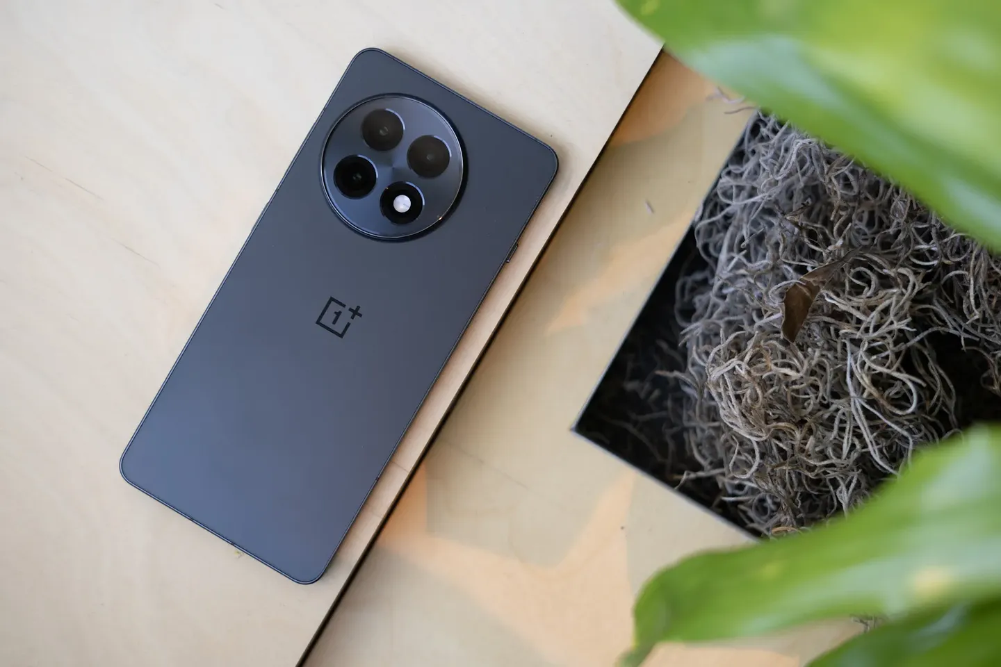 Уязвимость OnePlus: ваши SMS под угрозой