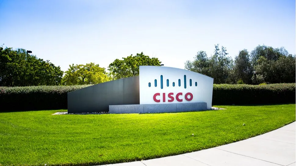 Американские ведомства в панике: Cisco ставит на уши всю бюрократию США